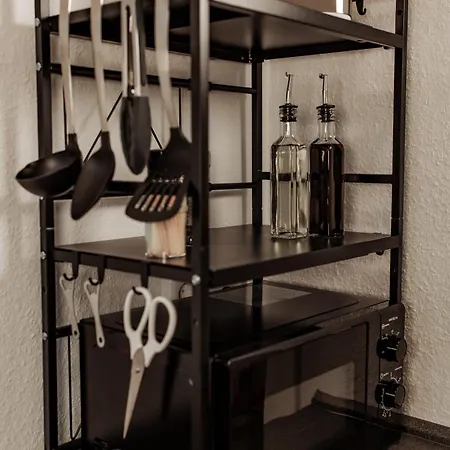 5 Bett-wohnung In Guter Lage Von גיילנקירכן