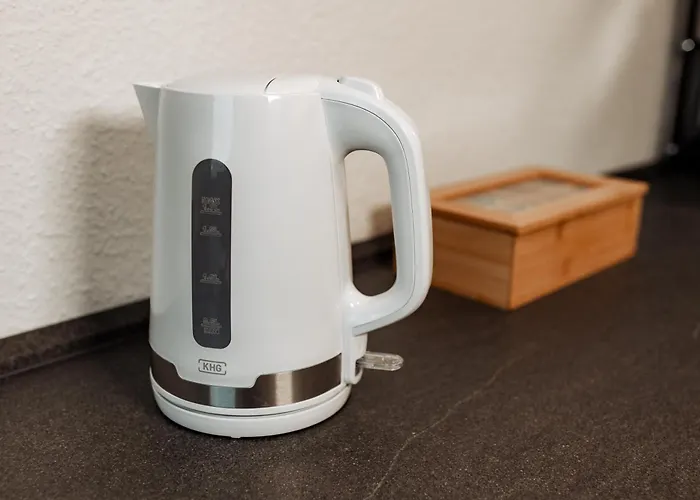 5 Bett-wohnung In Guter Lage Von Appartement *