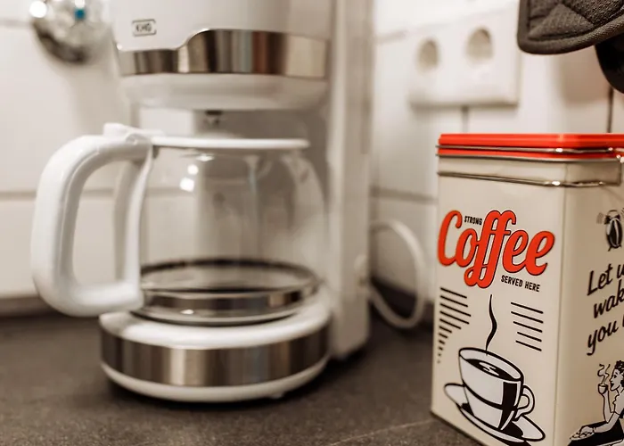 5 Bett-wohnung In Guter Lage Von Appartement *