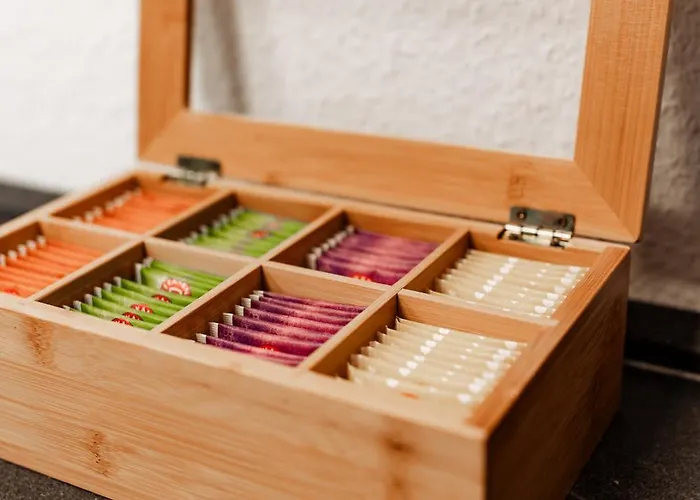 5 Bett-wohnung In Guter Lage Von